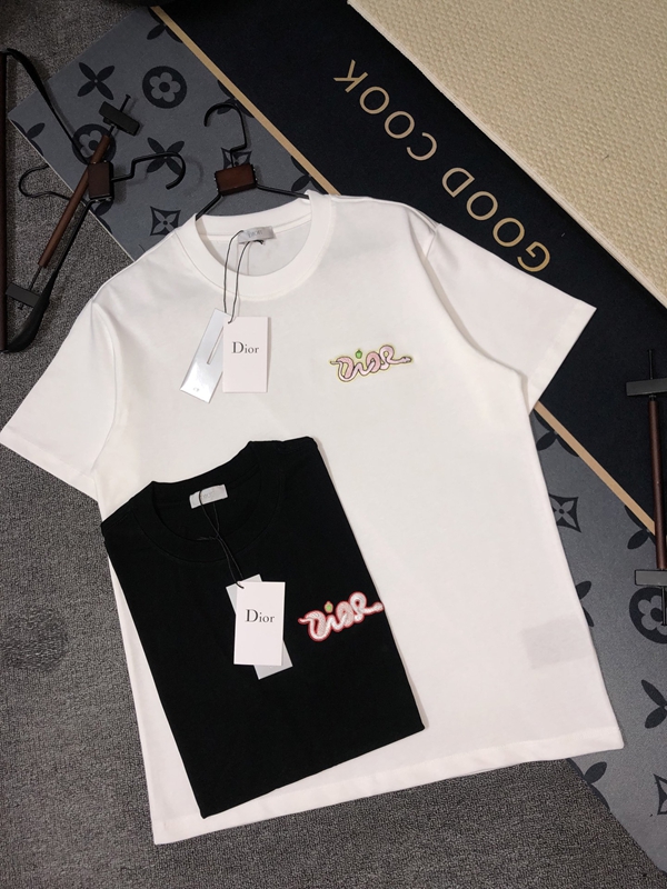 ブランドTシャツ背面デザイン